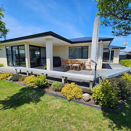 10 @ Wai Matangi Villa Туранги Екстериор снимка